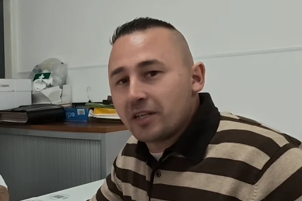 Un român plecat la muncă în Irlanda povestește cât câștigă în construcții și cum și-a găsit de lucru: „E destul de bine plătit pentru un începător”