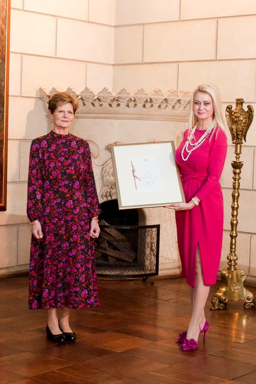 Principesa Elena a înmânat certificatele de Furnizori Oficiali ai Casei Regale Daniel Angelescu, Casa Majestății Sale (3) jpg