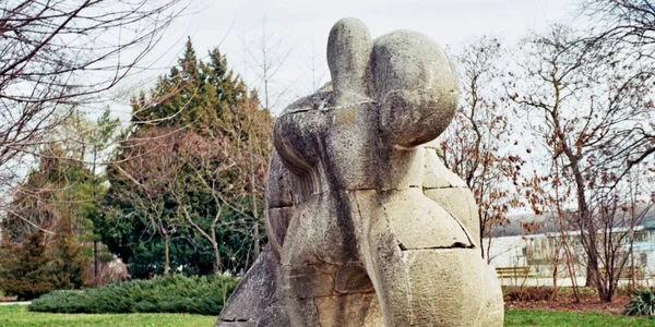 statuibr