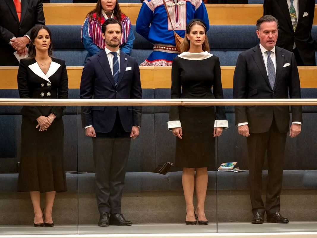 Prințul Carl Philip, Prințesa Sofia, Prințesa Madeleine și Christopher O Neill la deschiderea sesiunii parlamentare 2026   Casa Regală suedeză  (3) jpg
