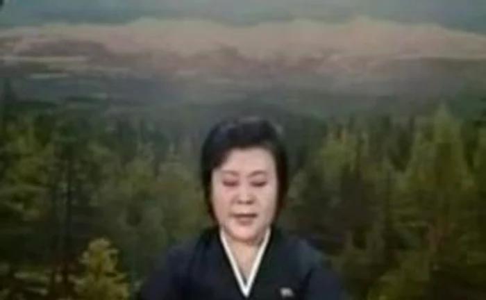 Prezentatoarea TV anunţă înlăcrimată moartea lui Kim Jong-Il