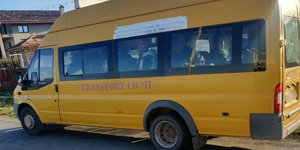 microbuz scolar jpeg