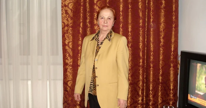 Fecioara Maria îi aduce aminte de mama ei