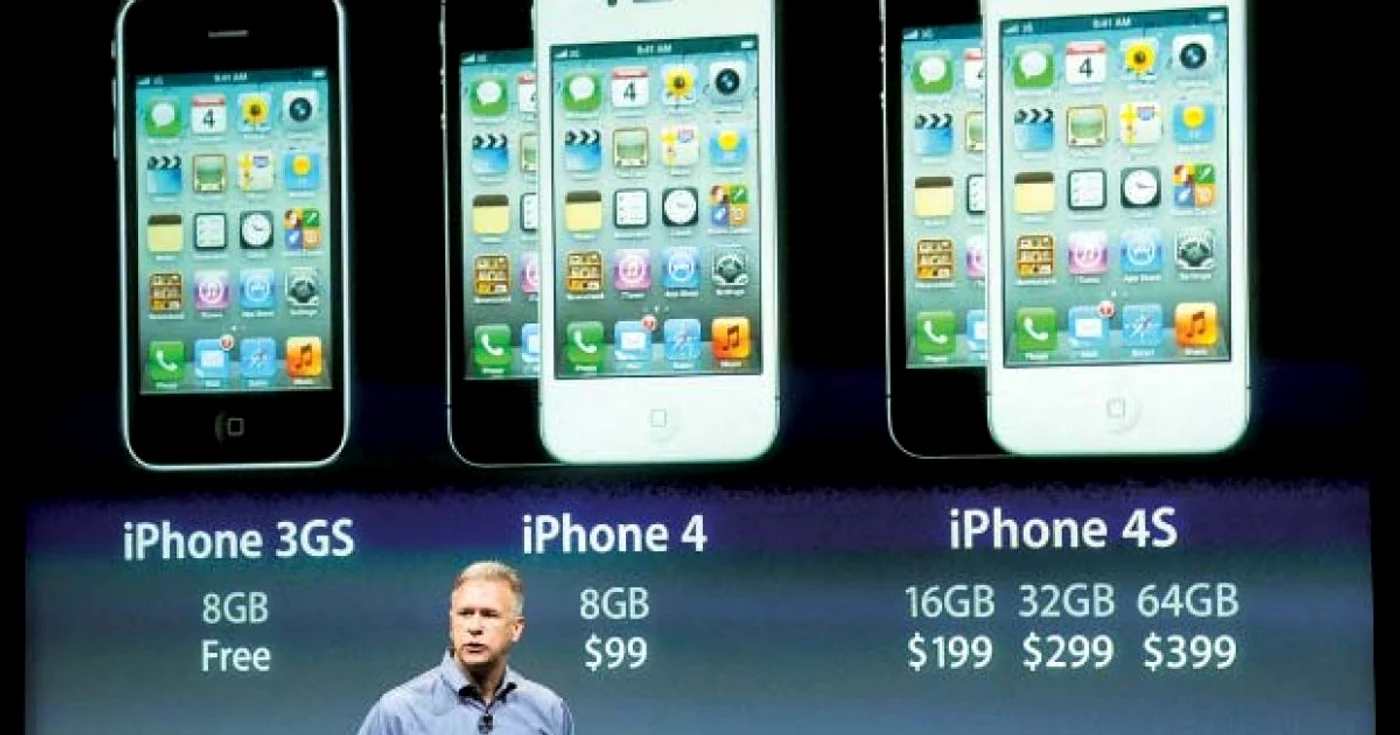 Lansarea iPhone 4S a fost o dezamăgire pentru fani, dar ulterior reacţiile lor s-au schimbat radical