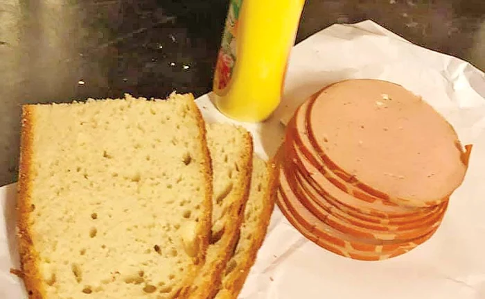 El și-a pozat prânzul gustos