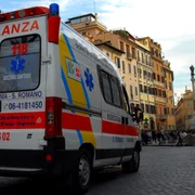 ambulanta Italia FOTO stirileprotv.ro