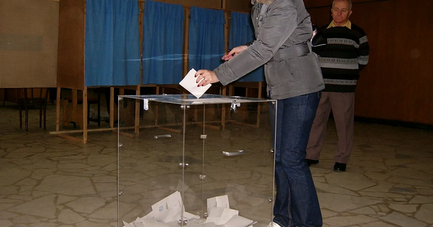 Ploieşti: Prahova este în top 10 al prezenţei la vot pe ţară