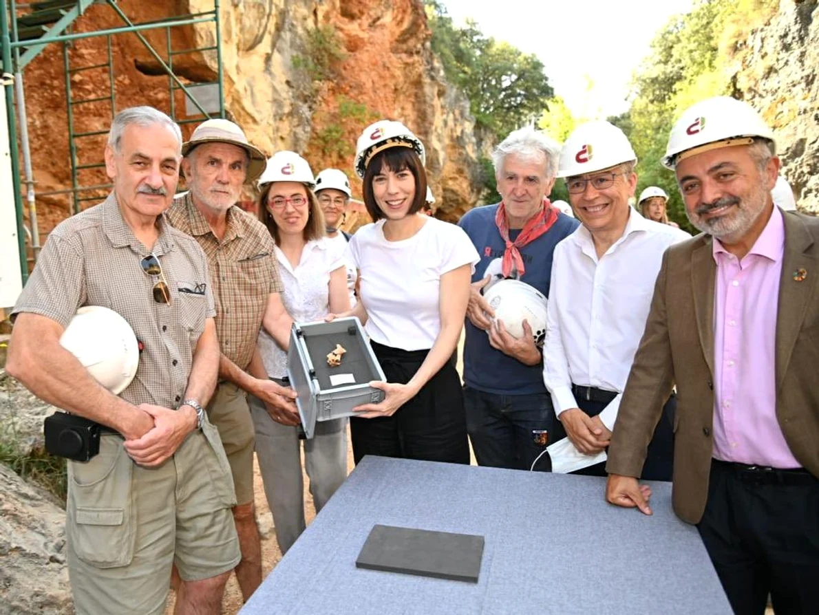 Probabil cea mai veche fosilă umană din Europa, descoperită în Spania (foto: Twitter / Fundacion Atapuerca)
