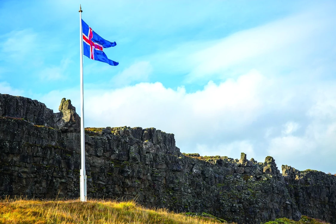 În ziua de azi, Thingvellir este parc naţional, întins pe nu mai puţin de 24.000 de hectare
