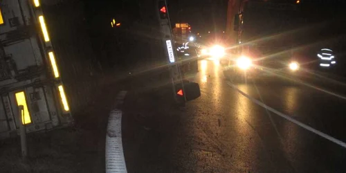Șirul de mașini s-a format pe o lungime de trei kilometri în ambele sensuri de mers. 