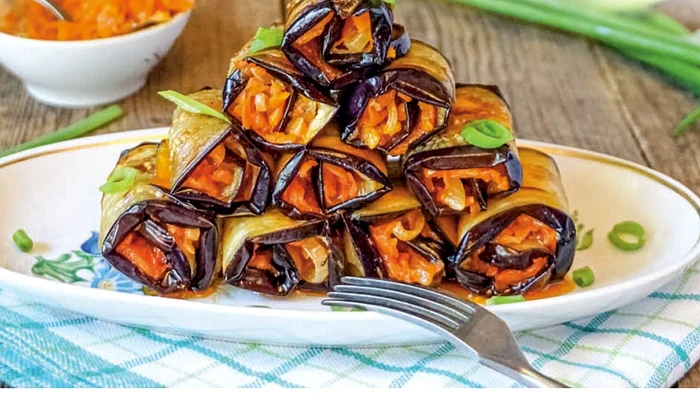 rulouri de vinete umplute cu legume jpg