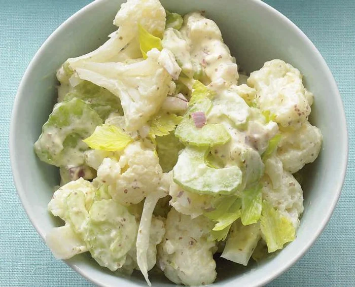 Salată de conopidă