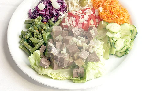Salată de carne rasol jpeg