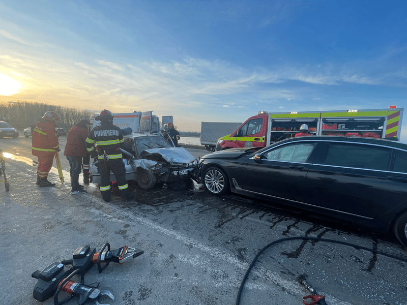 Șoferul drogat care a omorât doi oameni la intrare în Slatina, trimis în judecată. Rămâne în arest