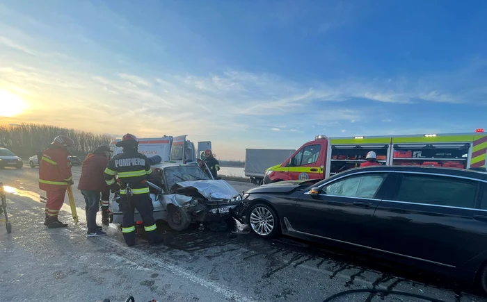 Accidentul s-a produs luni, 27 februarie 2023, la ieșire din municipiul Slatina FOTO: martor