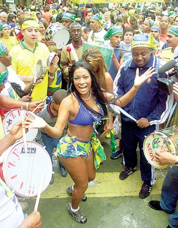 Neymar este vedeta naţionalei Braziliei, principala favorită la titlul mondial (Fotografii: Reuters)