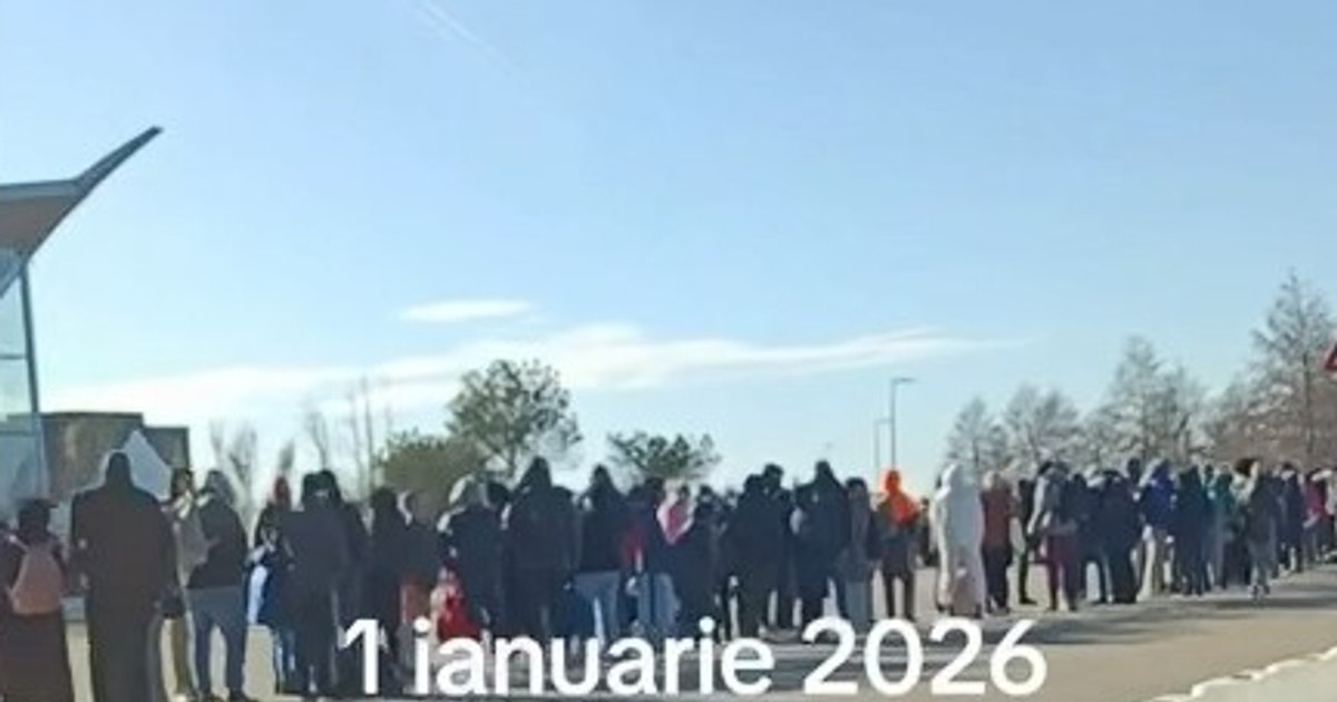 Cozi enorme la Therme București în prima zi a anului: „Baia a fost plină de oameni”