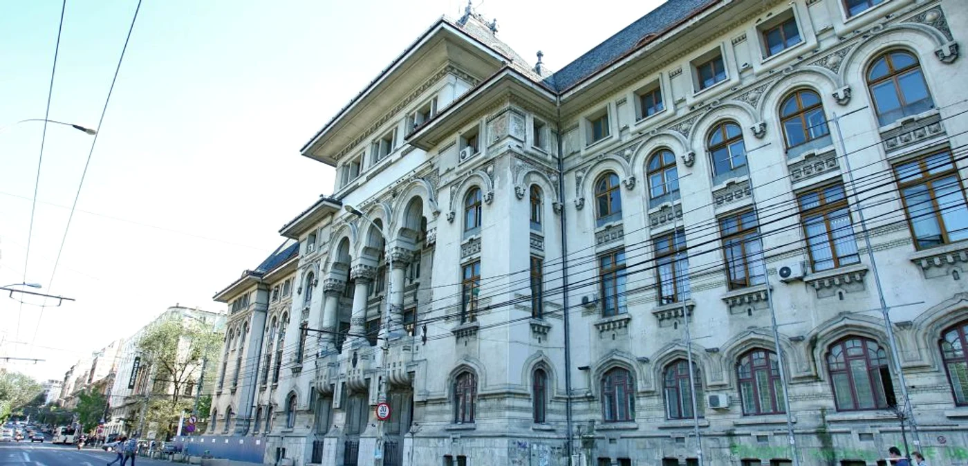 Vechiul sediul al Primăriei Capitalei ar trebui să fie gata în câteva luni FOTO Arhivă