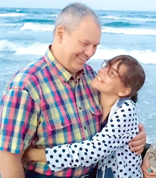 Dumitru Prunariu, împreună cu nepoata Arina, într-un moment fericit, cu puțin timp înainte de tragedia ce a curmat viața fetiței