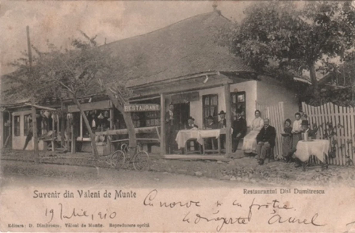 Restaurant din Vălenii de Munte. Carte poștală de la începutul secolului XX (© iMAGO Romaniae)