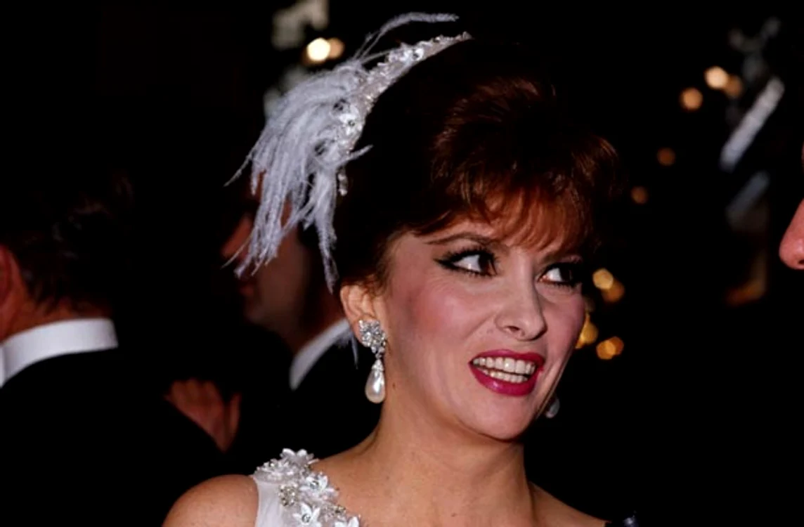 gina wear pearls  z jpeg