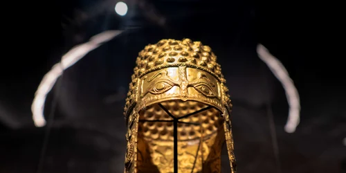 Coiful de aur de la Coțofenești furat din Muzeul Drents din Olanda Foto Drents Museum
