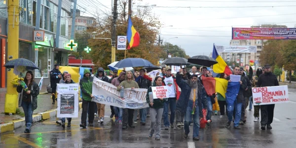 Mars de protest anti-Rosia Montana la Constanta