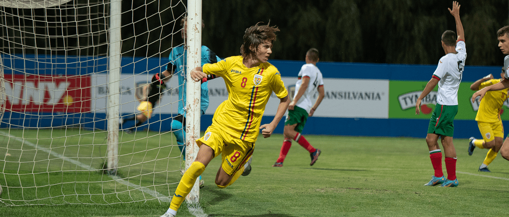 Moment istoric în Superliga: Gică Hagi a trimis în teren un jucător de 14 ani!