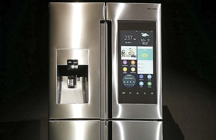 
    Frigiderul va costa peste 1.000 de dolari si se lansează pe piaţă în 2016  