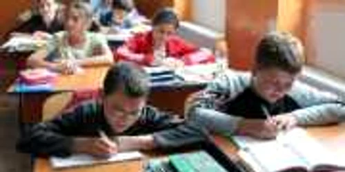 Bacău: Inspectoratul Școlar a făcut publică programarea tezelor semestriale