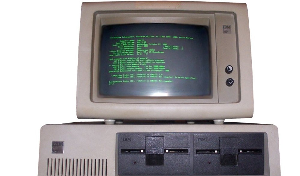 12 august: ziua în care a fost produs primul calculator personal - modelul IBM numărul 5150