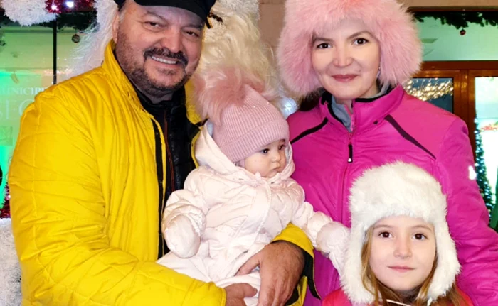 
    Victor Socaciu e topit după ”fetele” lui  