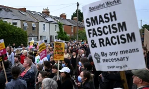 Sute de britanici au protestat față de extrema dreapta în strada FOTO Getty Images