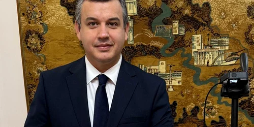 Eugen Tomac la vot jpg