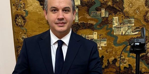 Eugen Tomac la vot jpg