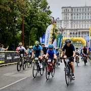 „L’Étape Bucharest by Tour de France” biciclisti
