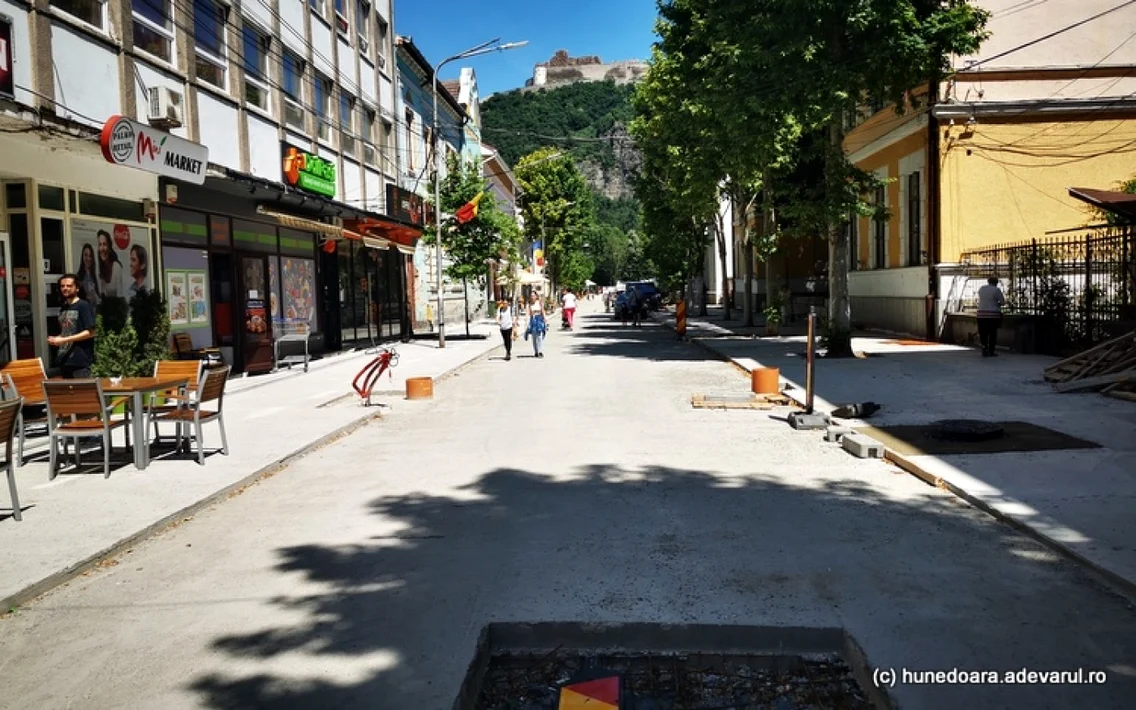 centrul istoric al devei in santier foto daniel guta adevarul