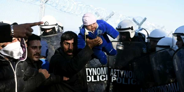 imigranti grecia FOTO AP