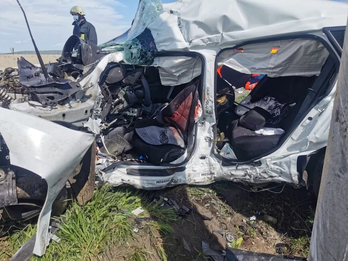 accident dn1 liliesti foto isu