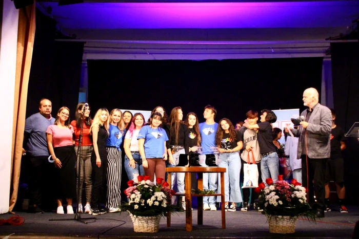 Trupa de teatru Protha din Adjud