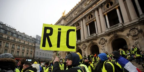 Veste galbene la Paris FOTO EPA-EFE