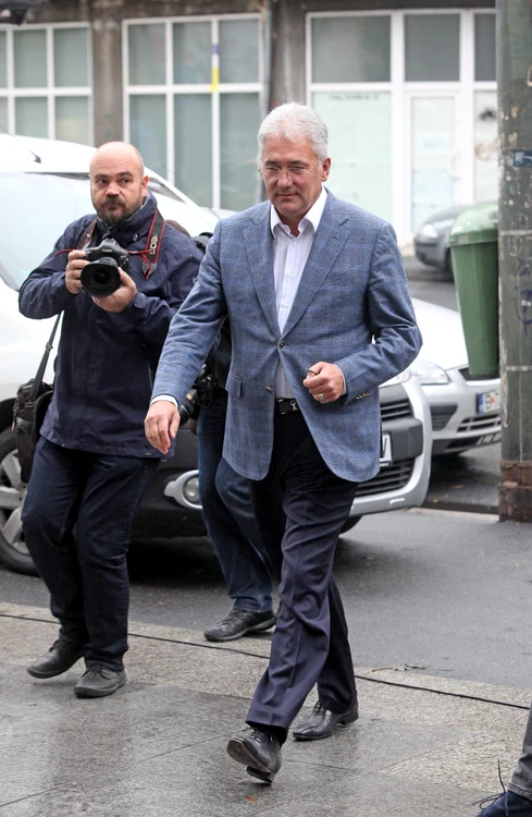 Fostul ministru Adriean Videanu a venit de acasă
