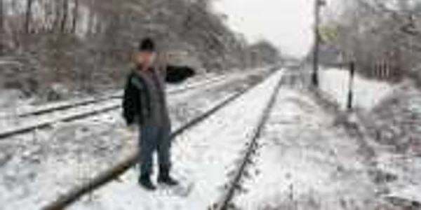 Constantin Bâzgan arată locul unde a avut loc tragicul accident