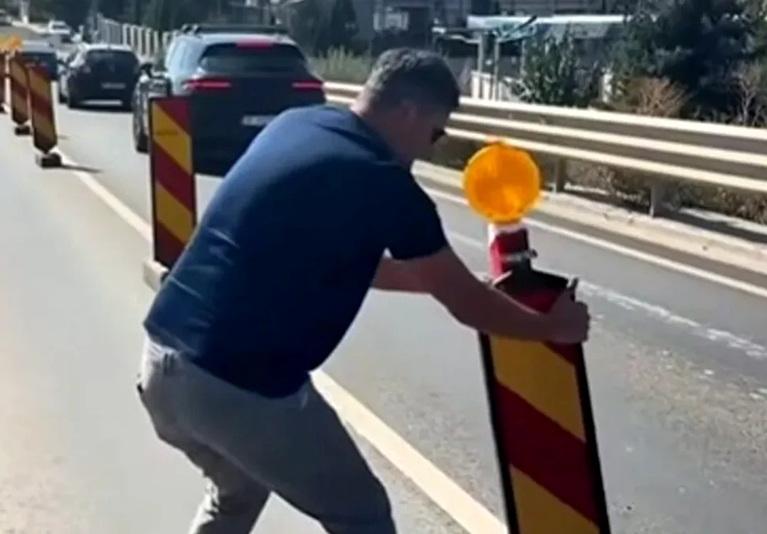 Primarul din Berceni a oprit reparațiile la pasajul peste A0