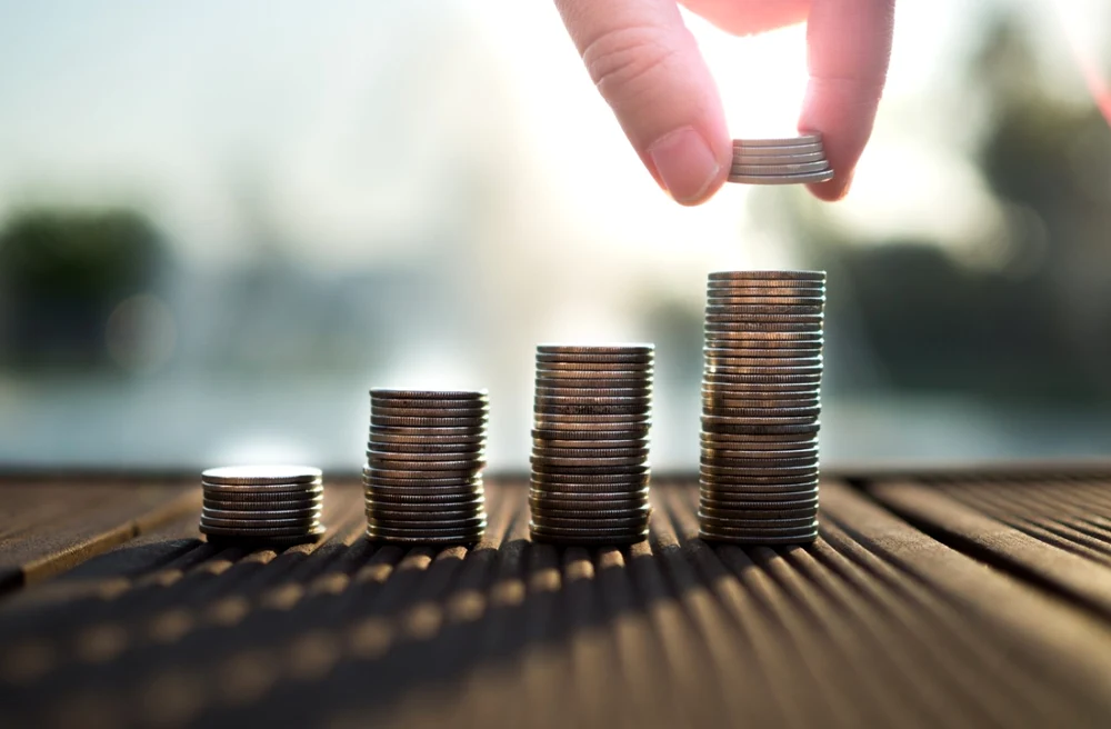 Salariul minim pe economie va crește de la 1 octombrie / Foto: Shutterstock