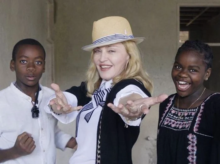 Artista a ajutat la construirea unui spital pentru copii în MalawiFoto: Instagram