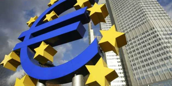 BCE este pusă din nou în situaţia de a salva Europa în locul politicienilor 