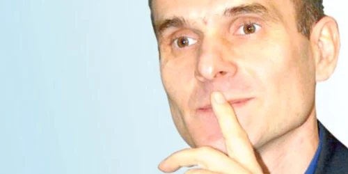 Cristian Tudor Popescu se dovedeşte a fi un autor de texte căznite