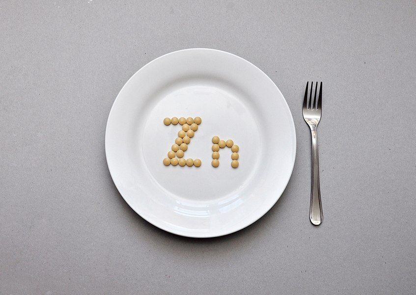 Zincul, element-cheie pentru sistemul imunitar și funcția celulară. Ce alimente conțin acest mineral vital pentru corpul nostru 