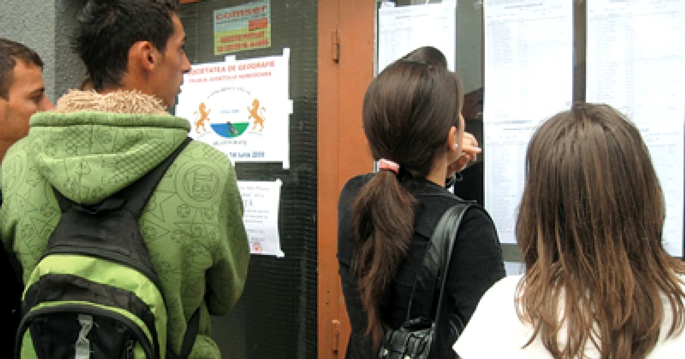 Hunedoara: Peste 300 de elevi contestă nota obţinută la Bacalaureat